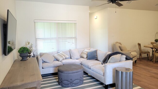 Foto del edificio - 7127 22nd St