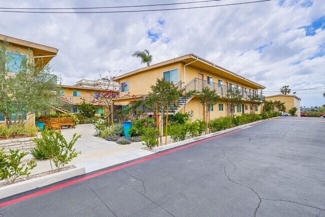 Foto del interior - 3528 - 3530 W. Adams Blvd. (B)
