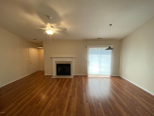 Foto del edificio - 3611 Elizabeth Ave