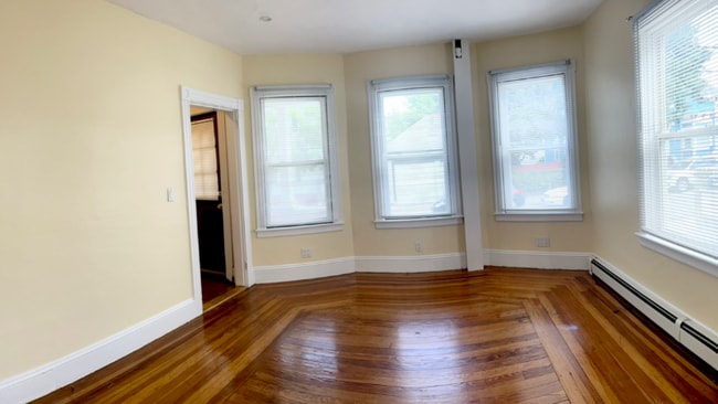 Building Photo - 85 Vinton St