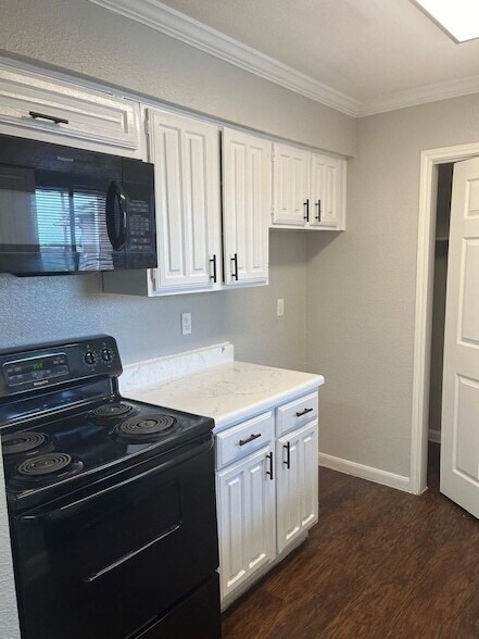Primary Photo - 9255 W Sam Houston Pkwy S