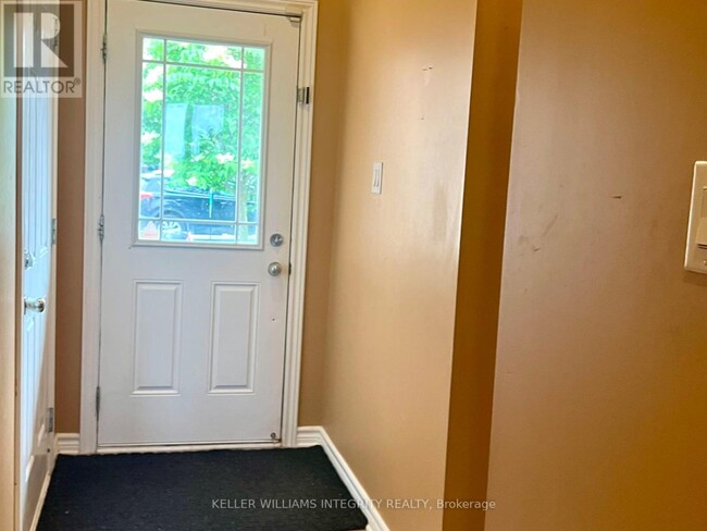 Building Photo - 160 Forestbrook St