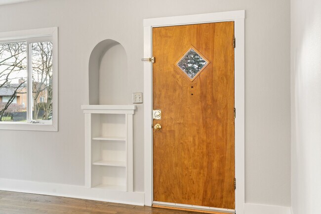 Foto del edificio - 5712 SE 62nd Ave-61st Ave Alley