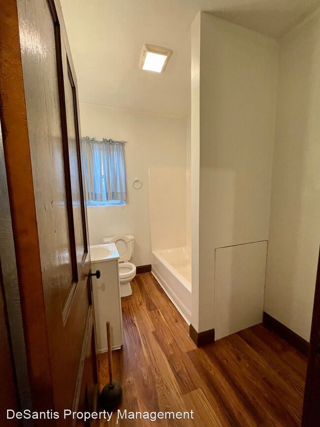 Foto del edificio - 2 br, 1 bath House - 717 Railroad Street