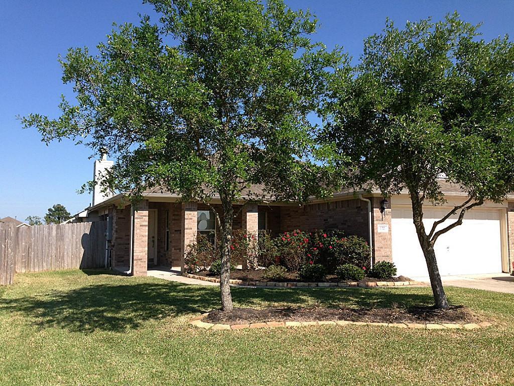 222 Silverbrook Ln, Dickinson, TX 77539 House Rental in Dickinson, TX
