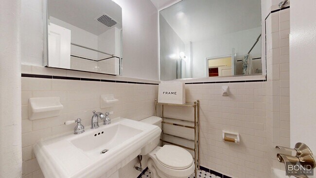 Foto del edificio - 17 E 67th St