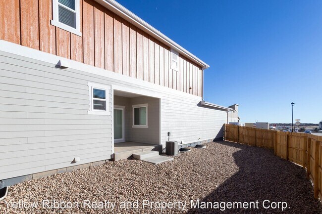 Building Photo - 4 br, 3.5 bath House - 7611 Ochre View