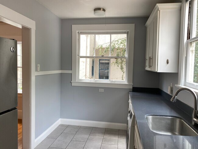Kitchen - 2415 Hilgard Ave