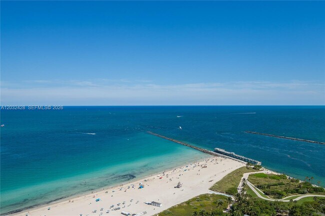 Foto del edificio - 50 South Pointe Dr