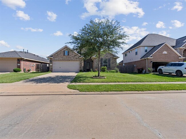 Building Photo - 16906 Wedgeside Pk