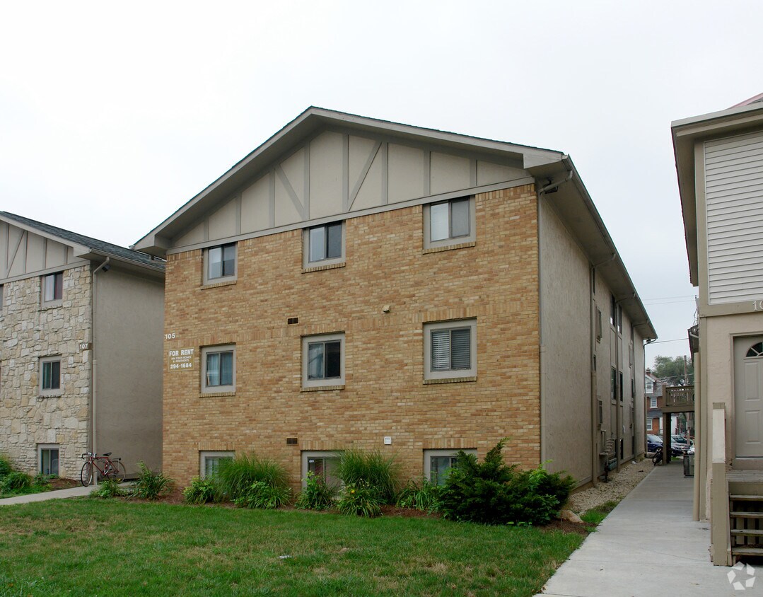 Primary Photo - 105 E Norwich Ave
