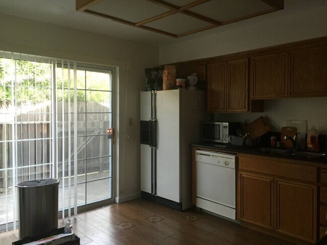 Building Photo - 135 Margo Drive
