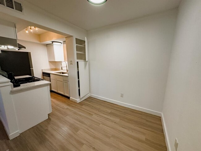 Foto del edificio - 4501 Witham Ln