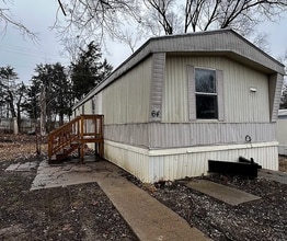 Building Photo - 7601 N Hwy Vv