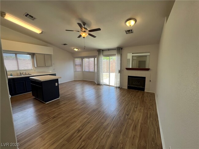 Foto del edificio - 5101 Chambliss Dr