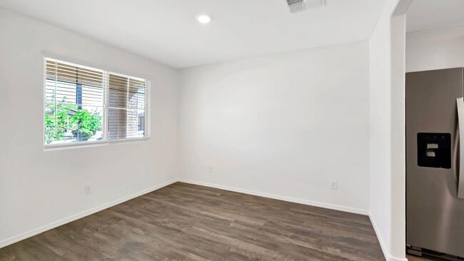 Foto del edificio - 25752 W Samantha Way