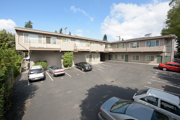 Parking Lot - 8620 Roosevelt way NE