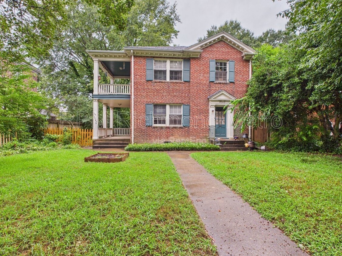 Primary Photo - 3923 Park Ave