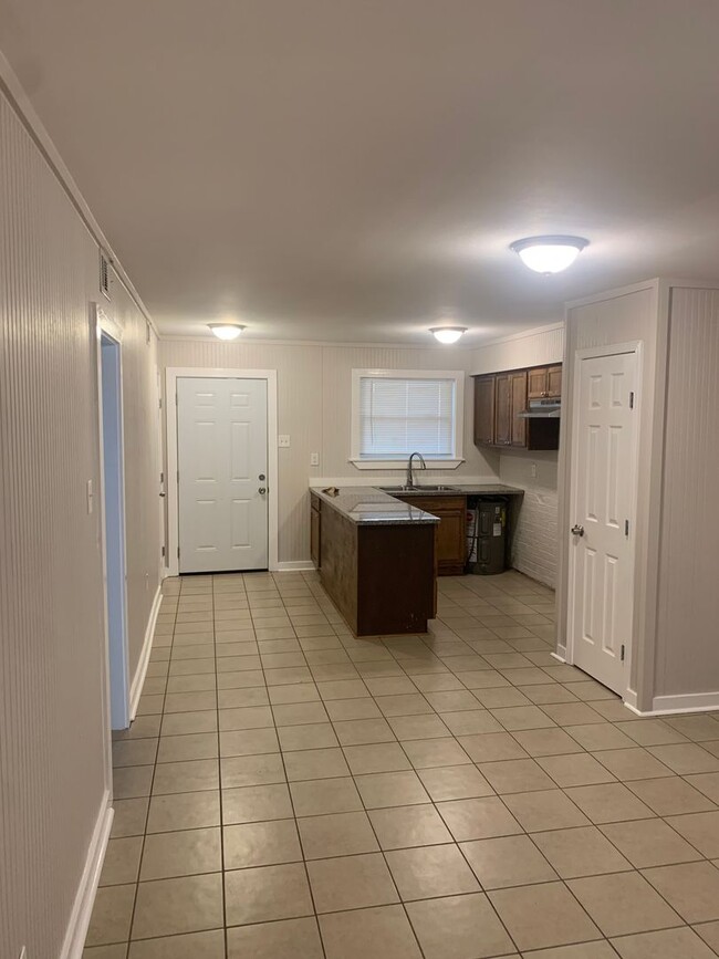 5680 Prescott Road Room for Rent in Baton Rouge, LA