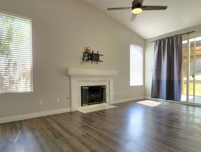 Building Photo - 13729 Basswood Dr