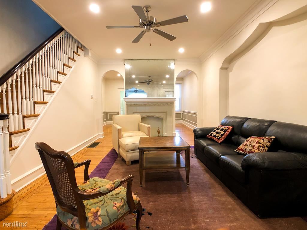Primary Photo - 4 br, 2.5 bath House - 5634 Woodbine Ave