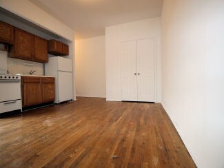Primary Photo - 172 Prince St