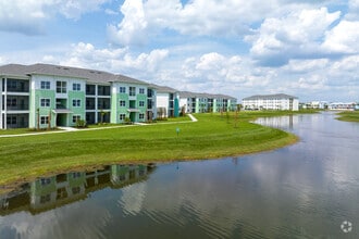 Building Photo - The Retreat at Sunset Walk