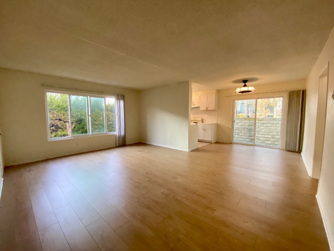 Photo - 2511 Abbot Kinney Blvd Apartment