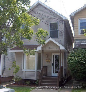 Primary Photo - 148 S Meade St