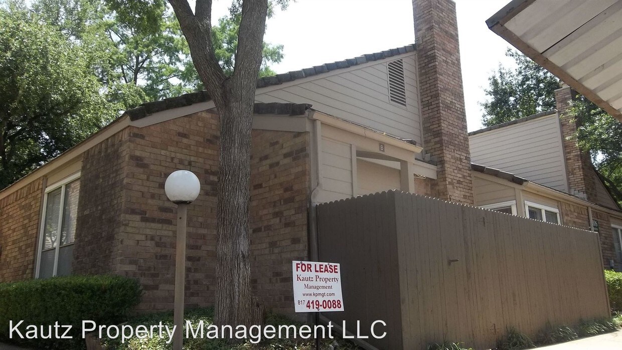 Primary Photo - 1106 Brighton Dr