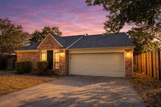 Building Photo - 2315 Windsong Trail