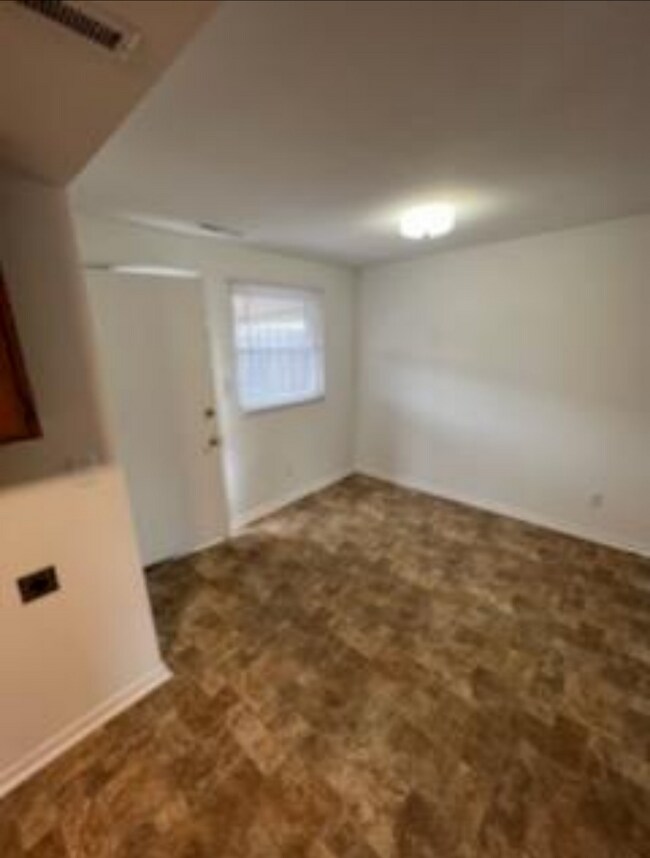 2943 Derr Rd Unit 2943, Springfield, OH 45503 Condo for Rent in