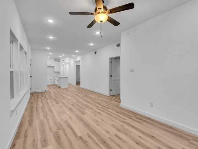 Foto del edificio - ? 3 Bed / 2.5 Bath Duplex – Spacious & Move-In Ready! ?