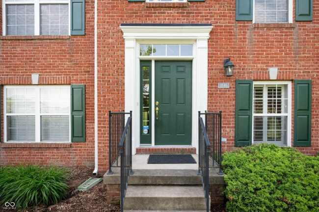 Foto del edificio - 3546 N Golden Gate Dr