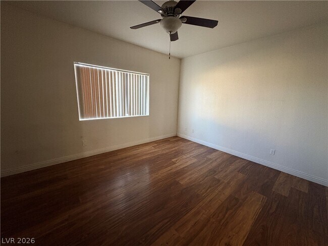 Foto del edificio - 2110 Los Feliz St