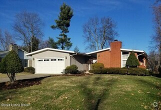 Building Photo - 1305 Abbeywood Rd