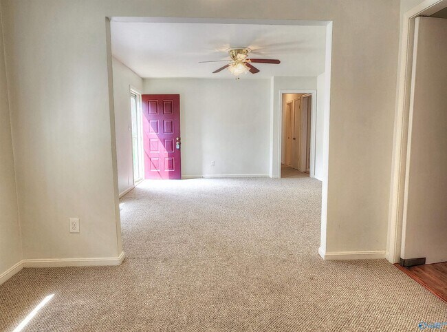 Building Photo - 510 Hermitagewood Dr NW