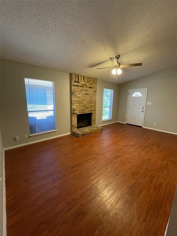Building Photo - 7214 Lilac Ln