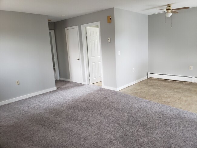 Living room 1 - 8 Riverside Ave