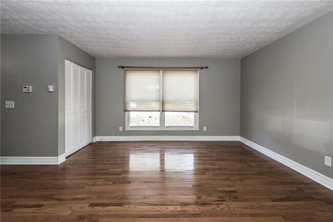 Building Photo - 4520 Bucktail Dr