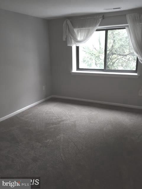 Building Photo - 130 Slade Ave