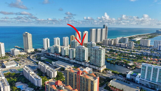 Foto del edificio - 300 Sunny Isles Blvd