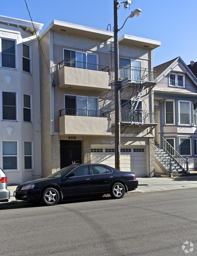 Foto del edificio - 430 2nd Ave