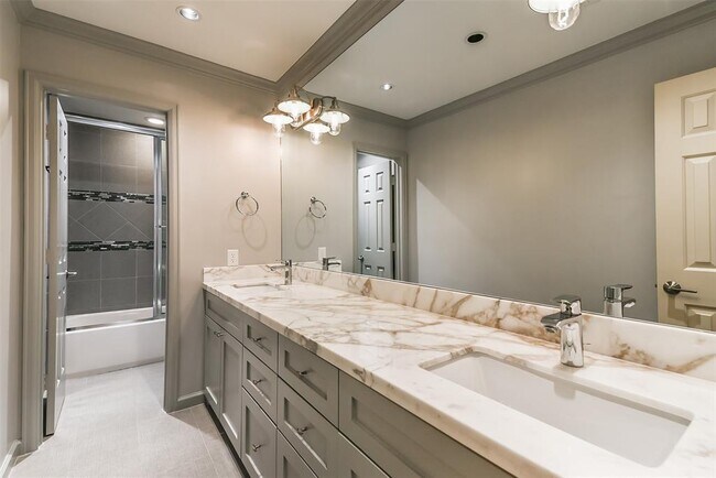 Foto del edificio - 3906 Marlowe St