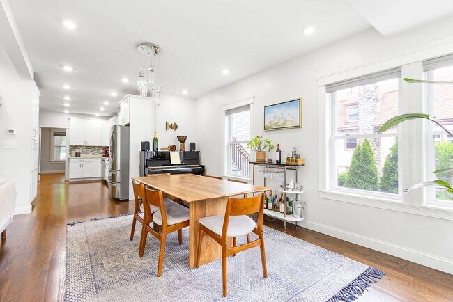 Foto del edificio - 208 Arlington St