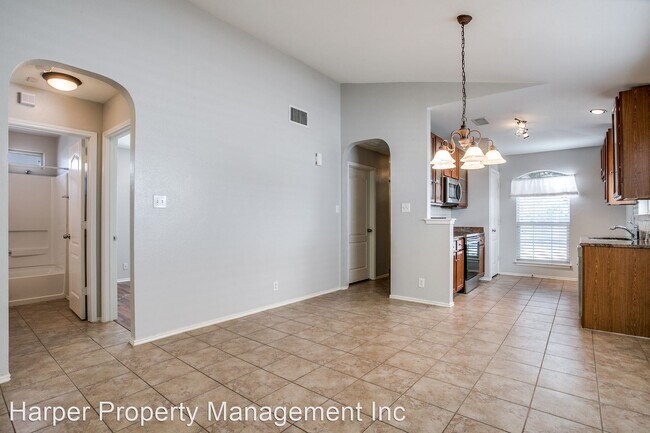 Building Photo - 2 br, 2 bath House - 38 Rainy Ave