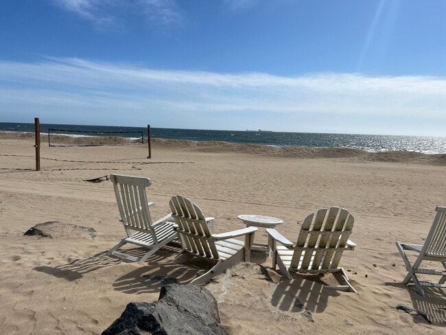 Building Photo - Surfside Colony Gated Community - Tri-Level Beachfront | 4Bd/2.5Ba | Ocean Views