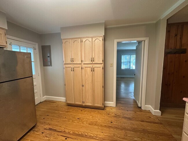 Building Photo - 5515 Habersham St
