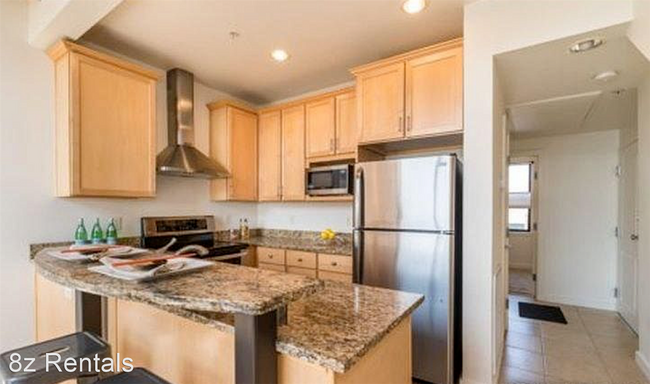 Building Photo - 2 br, 2.5 bath House - 4645 Broadway St ST...