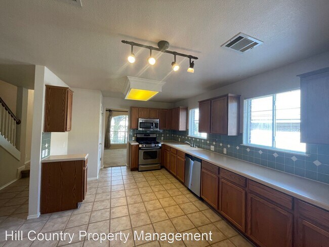 Foto del edificio - 4 br, 2.5 bath House - 5033 Cleves Street